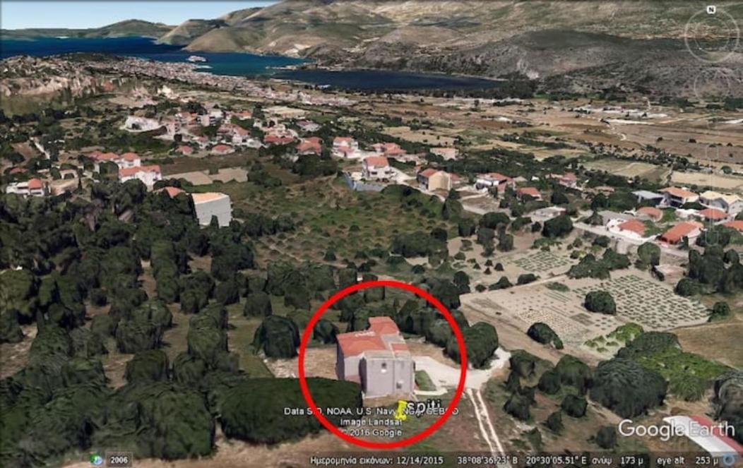 Helmata Villa With Privecy Аргостолион Екстериор снимка